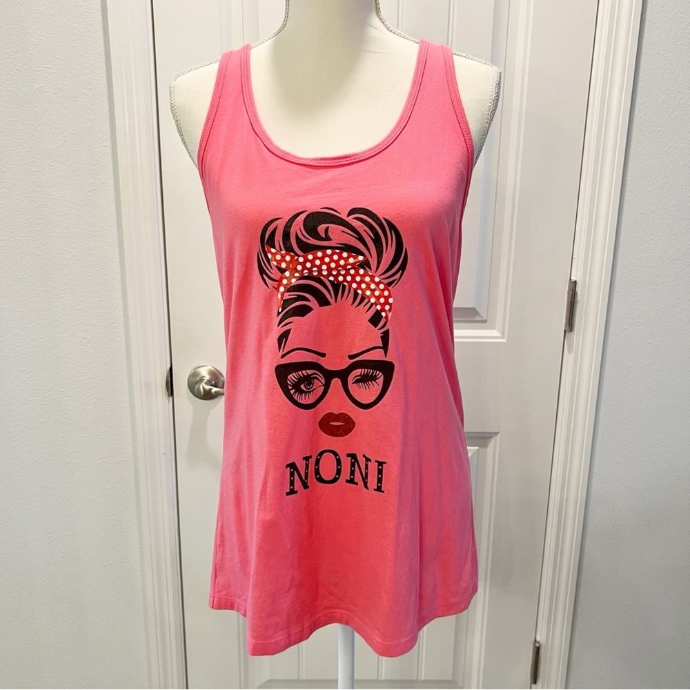 Noni Grandma Women's Shirt Messy Bun Sun Glasses Tank Top Pink Size Large
